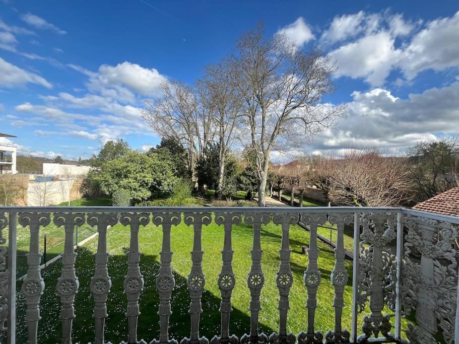 La Demeure De Margot - 24 Couchages Villeneuve-sur-Yonne Exterior foto